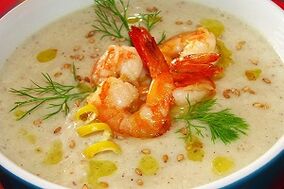 soupe aux crevettes pour la puissance